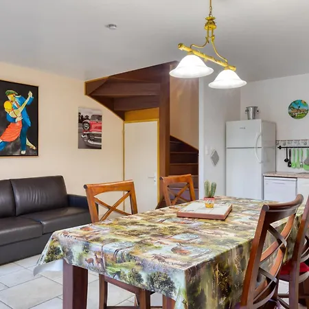 Maison Charmante A Saint-leonard Holiday home
